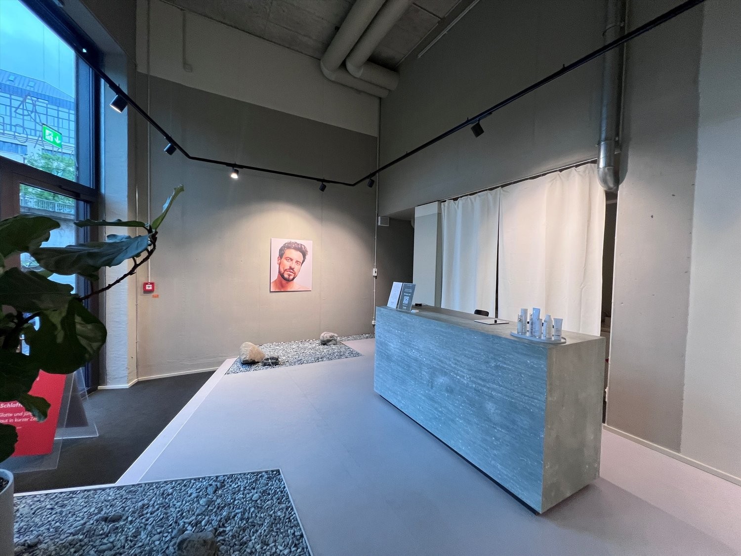 194m² office