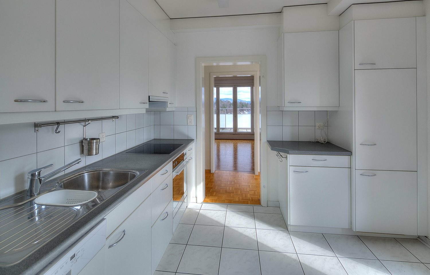 4 rooms attic flat