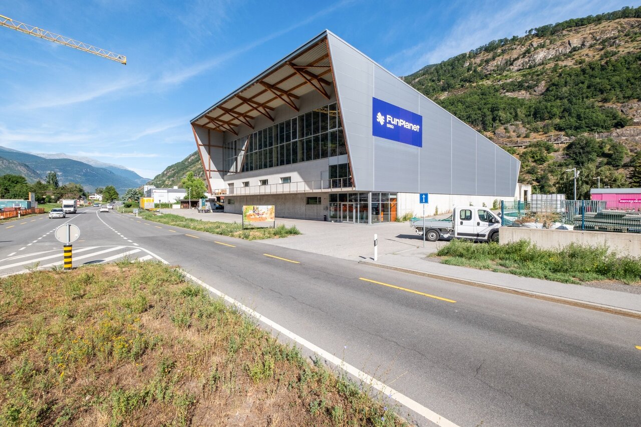 4601m² oggetto industriale