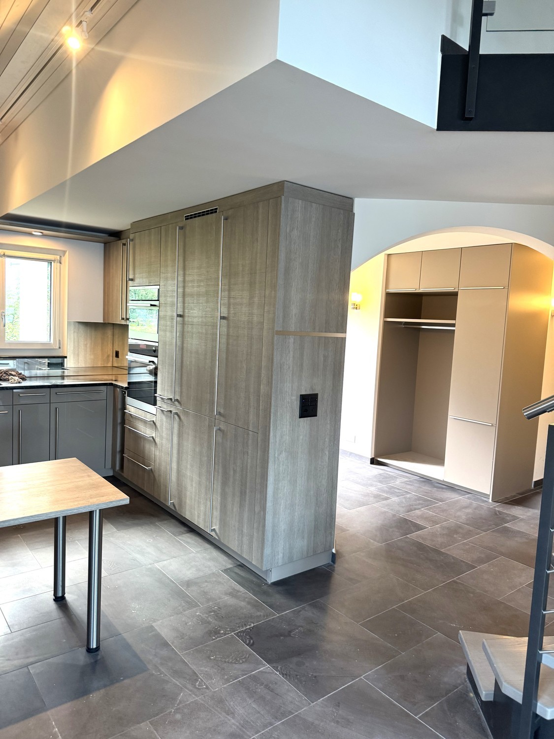 10 rooms single house