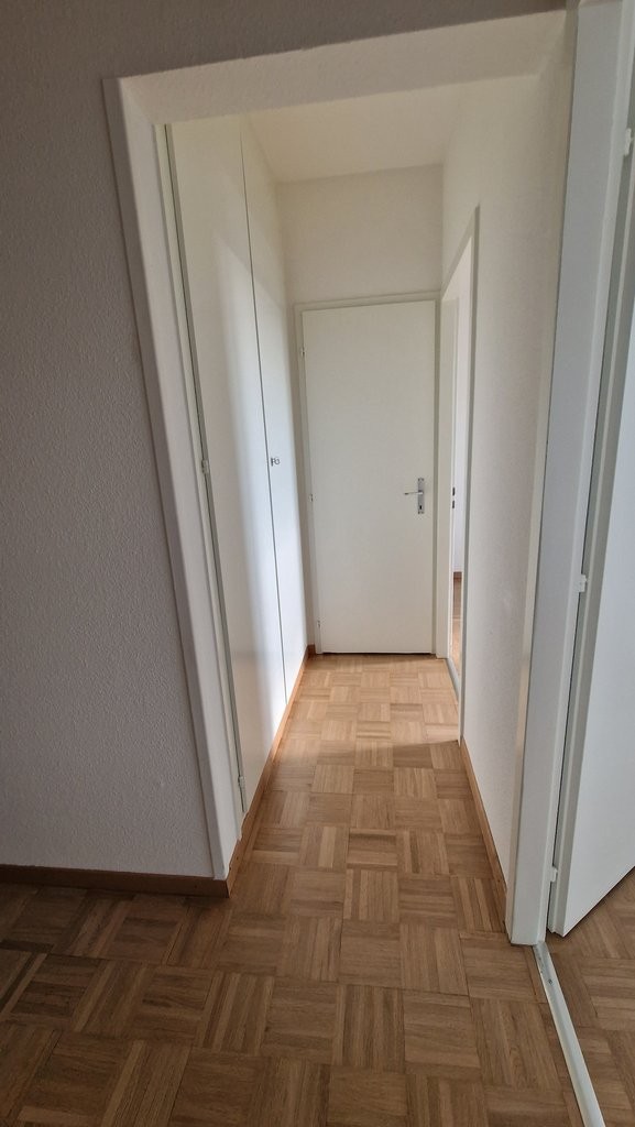 5 rooms apartment