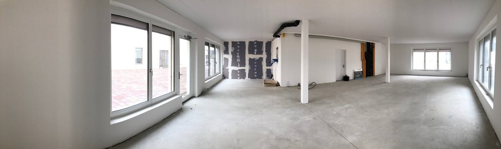 negozio di 115m²