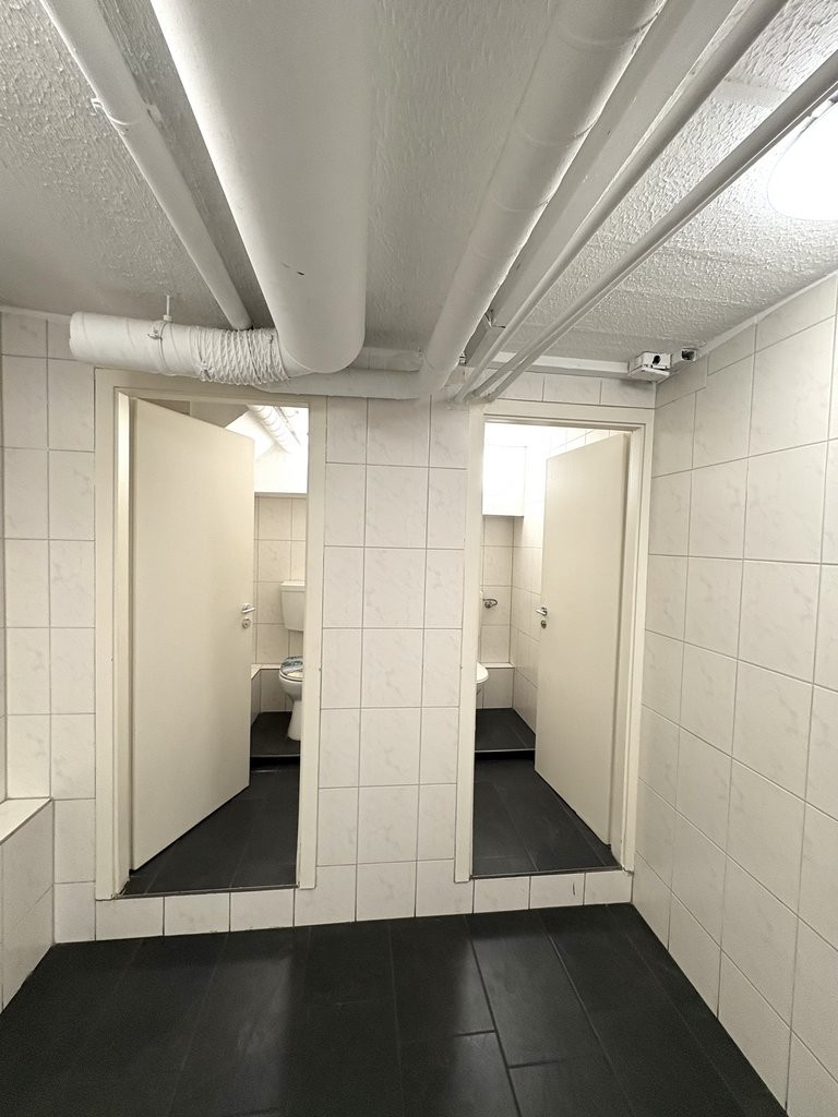 165m² commercial