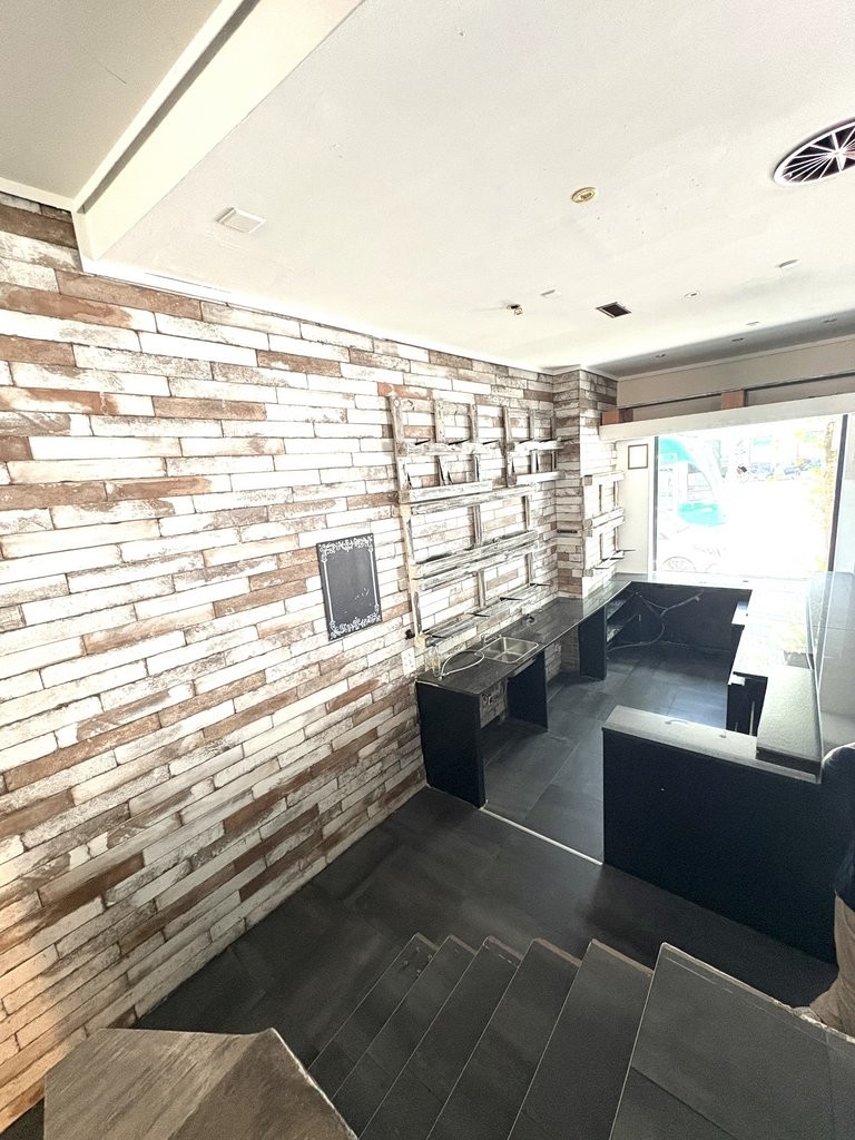 165m² commercial