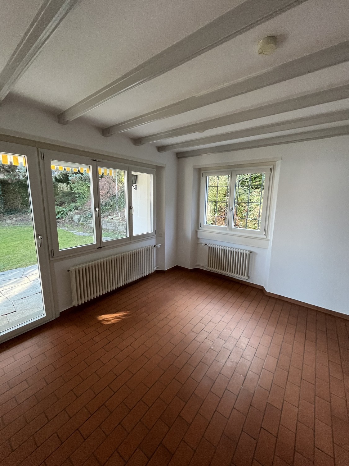 6 rooms single house