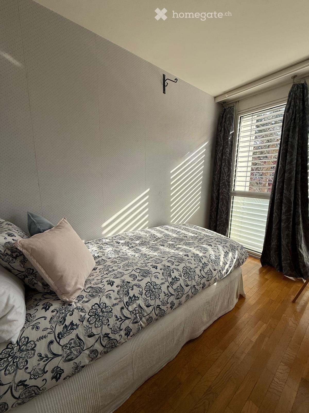 1 room single room