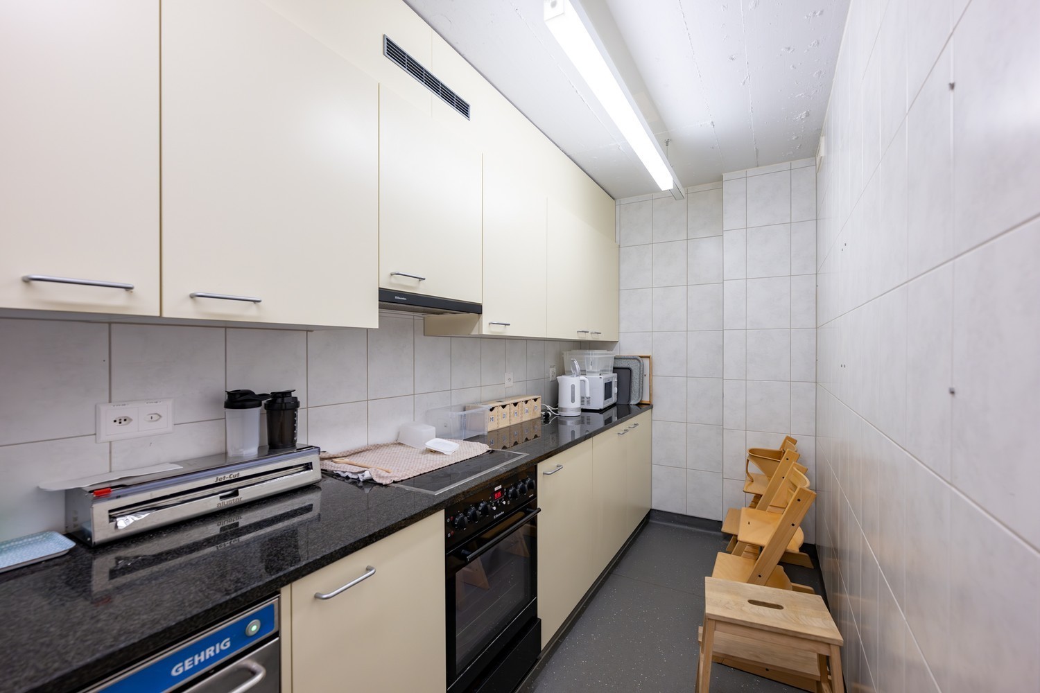 50-400m² commercial