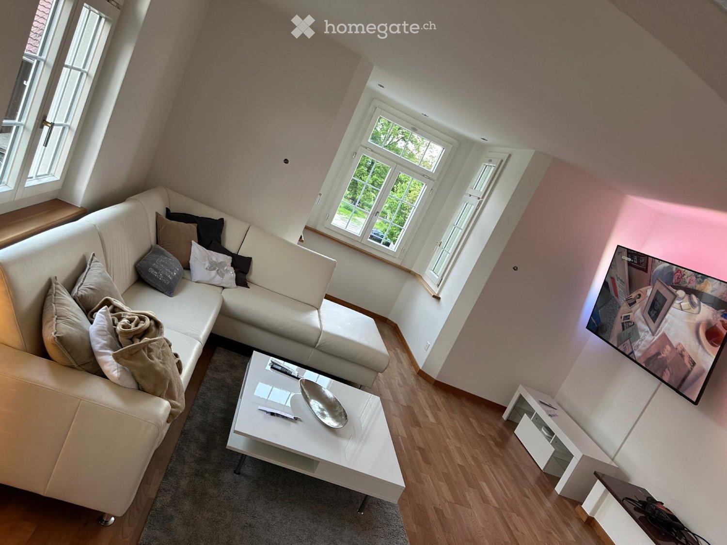 6 rooms apartment