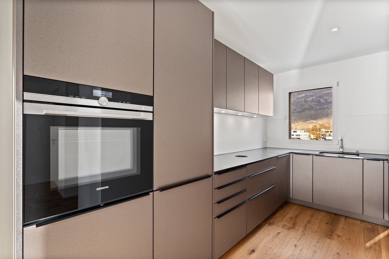 1 room single room