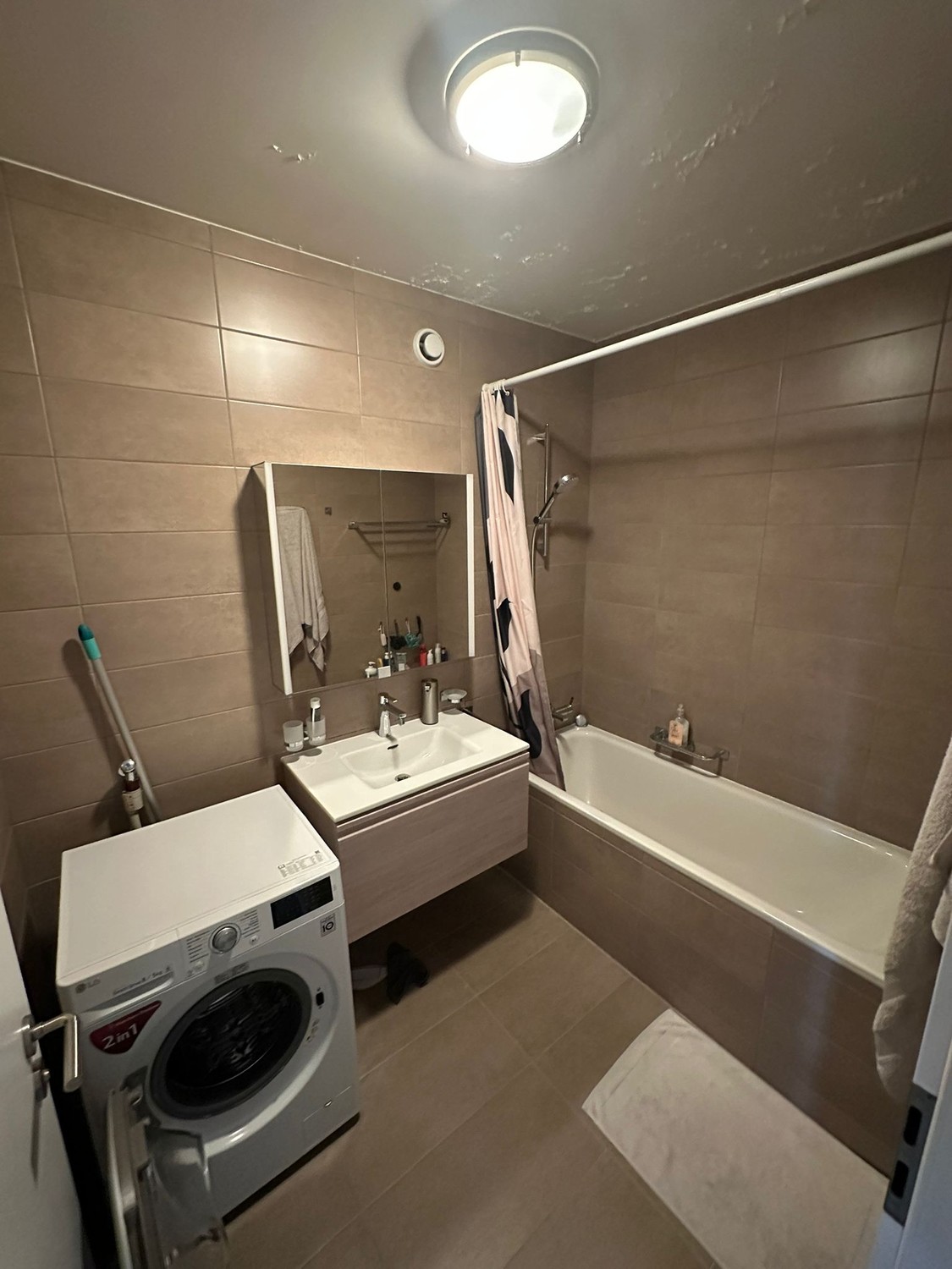 4-Zimmer-Wohnung