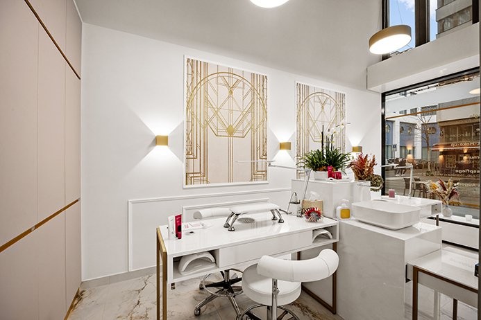 120m² commercial