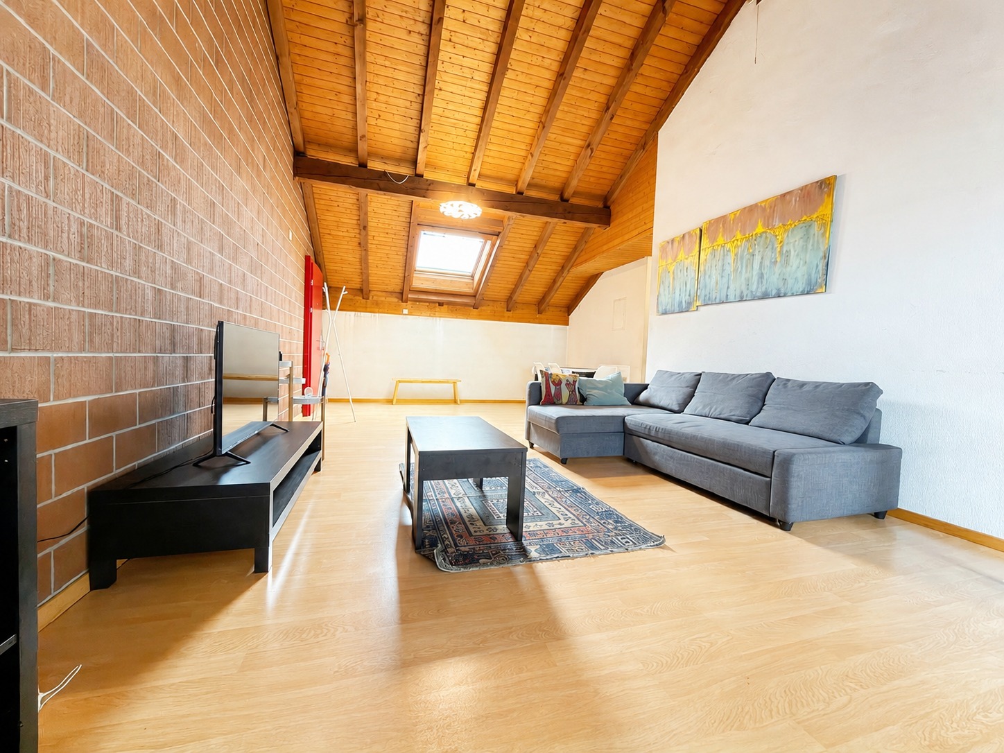 2 ½ Zimmer möblierte Wohnung