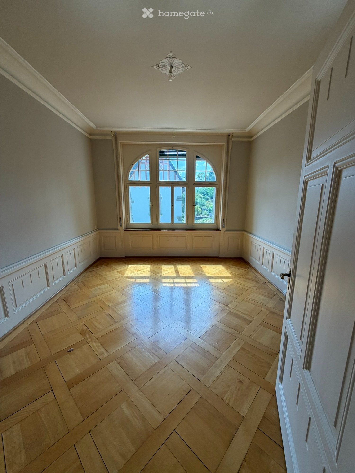 6-Zimmer-Wohnung