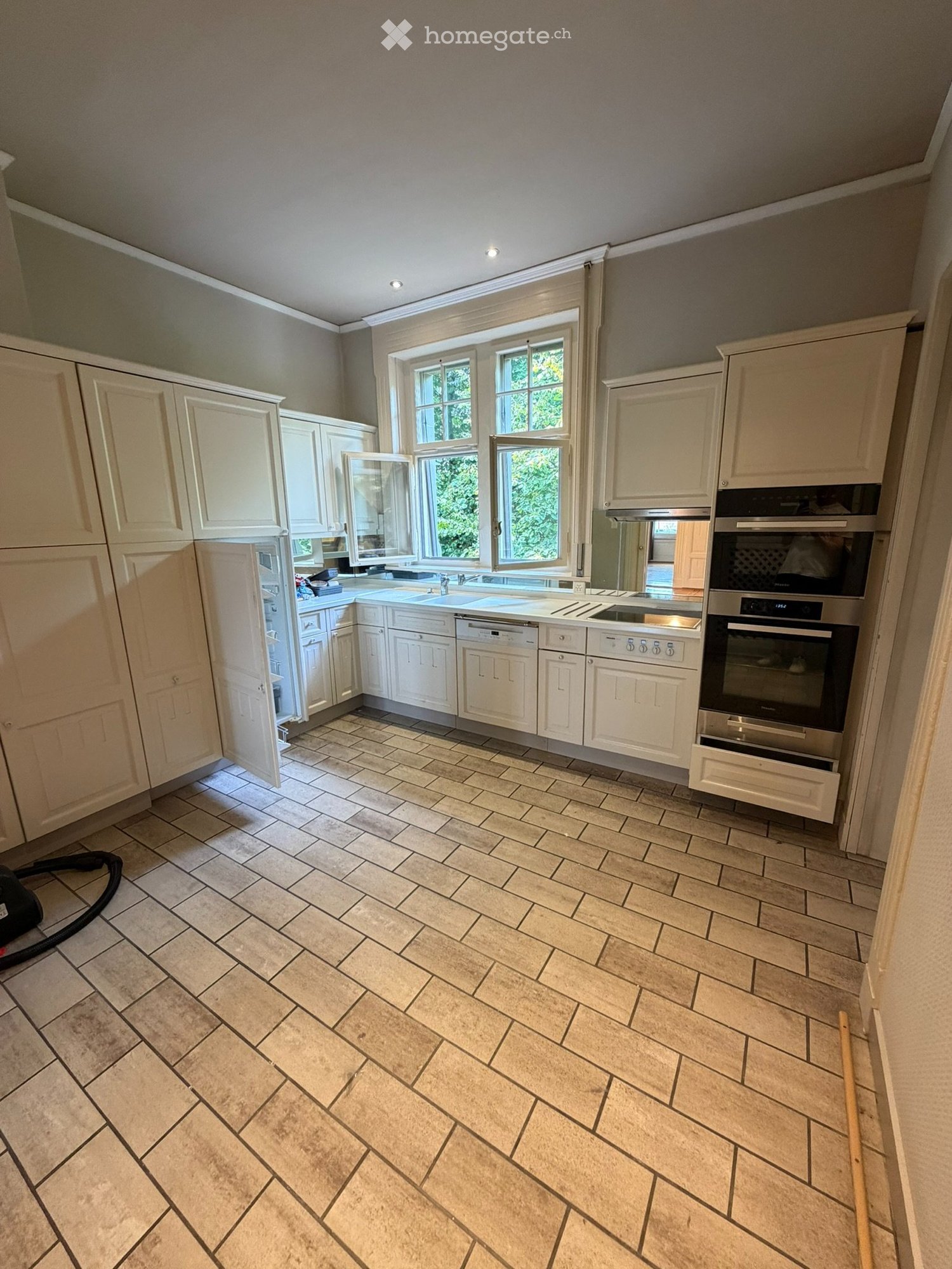 6-Zimmer-Wohnung