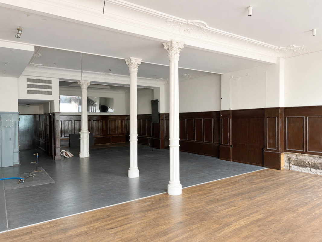 169m² commercial