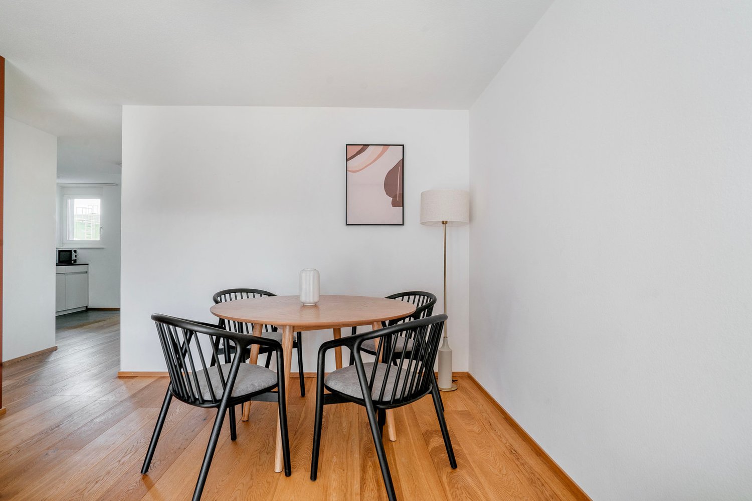 2 ½ rooms furnished flat