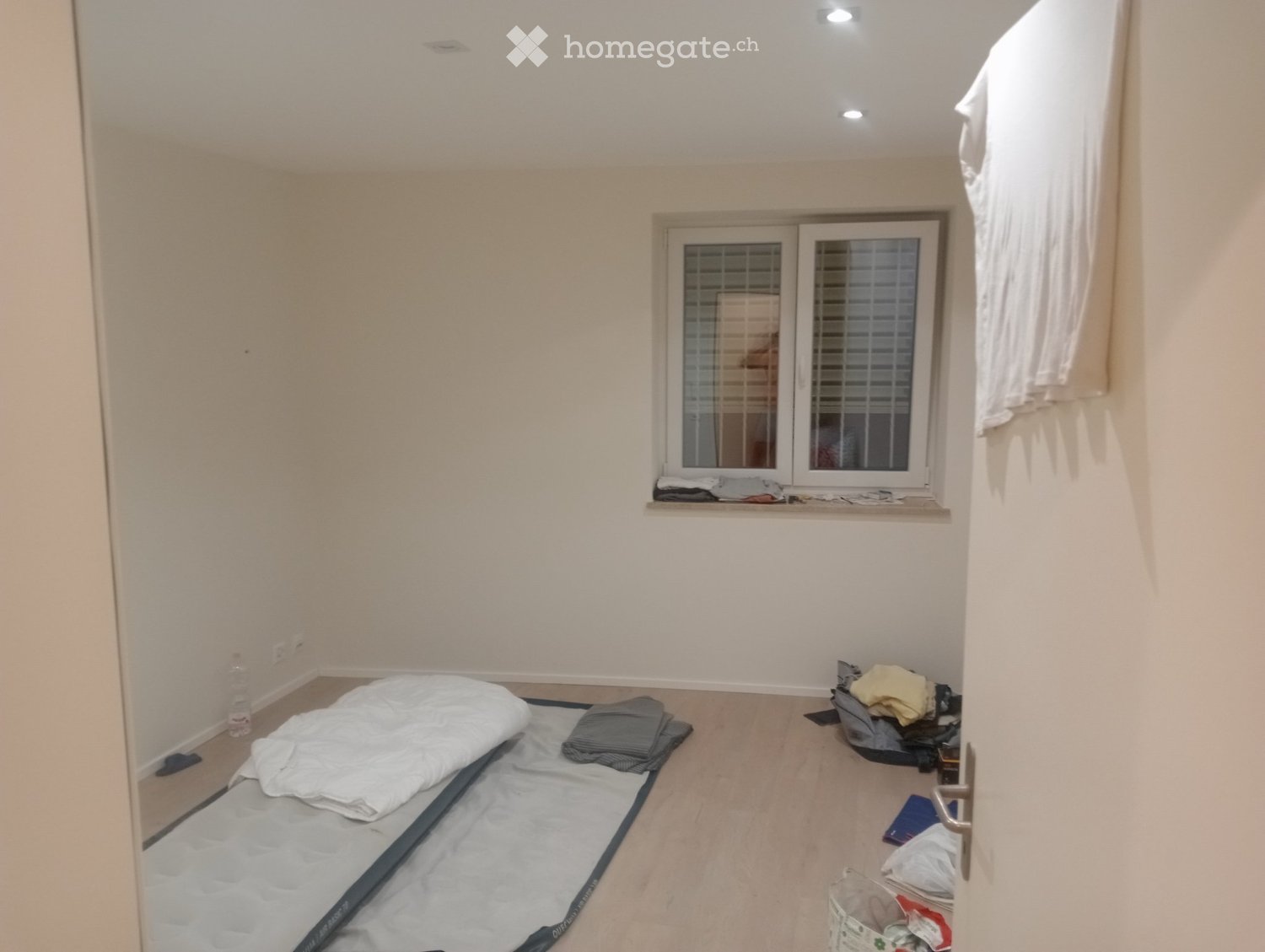1 room single room