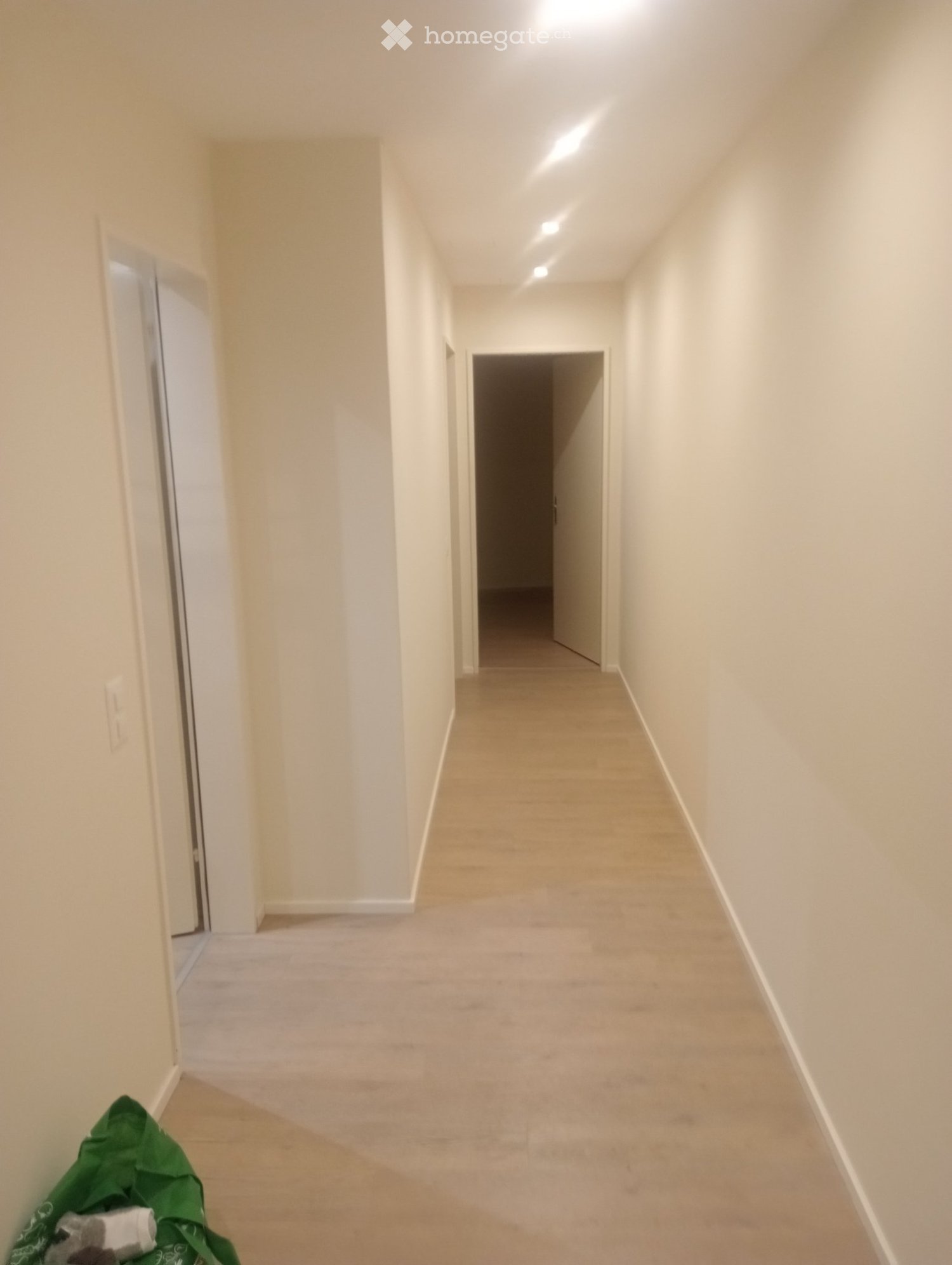 1 room single room