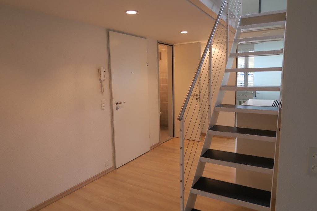103m² office