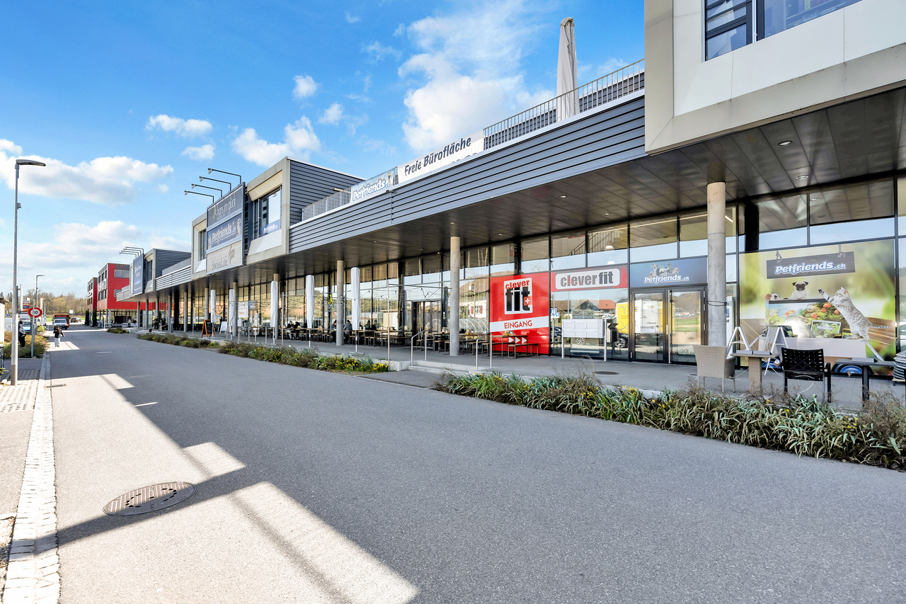 983m² commercial