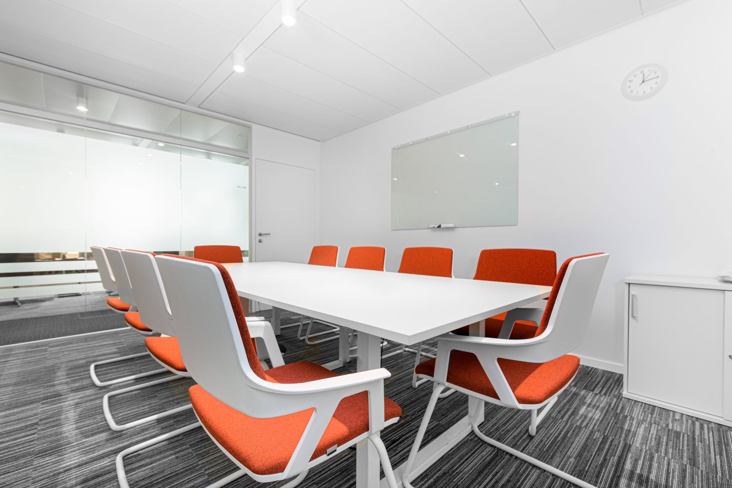 10m² office