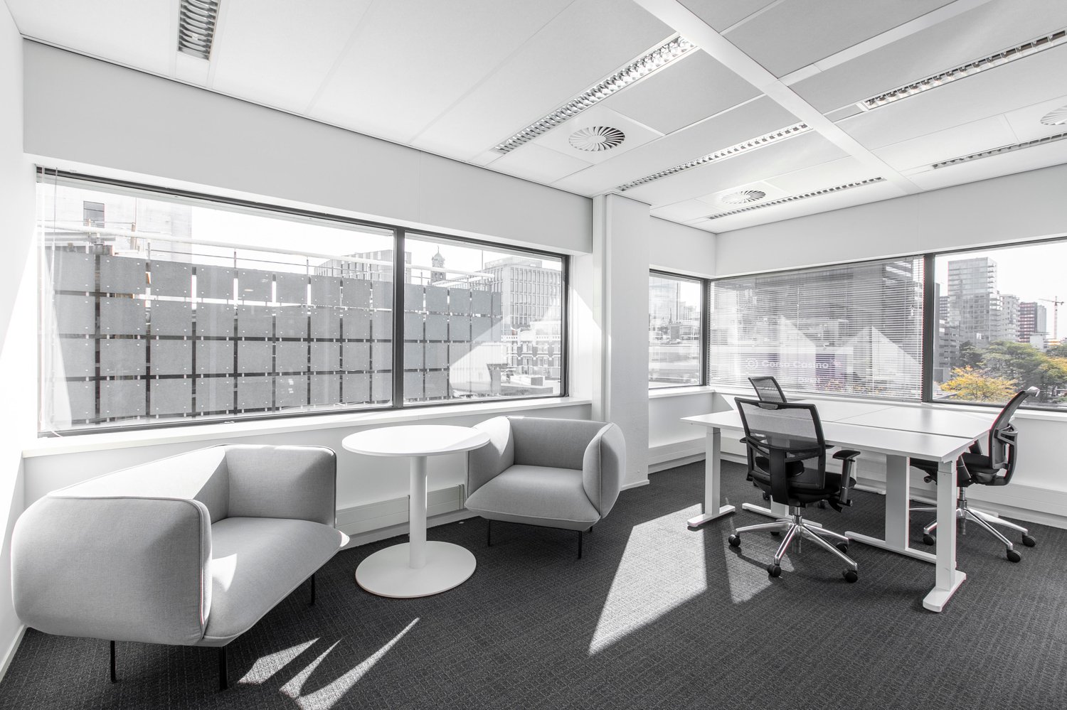 10m² office