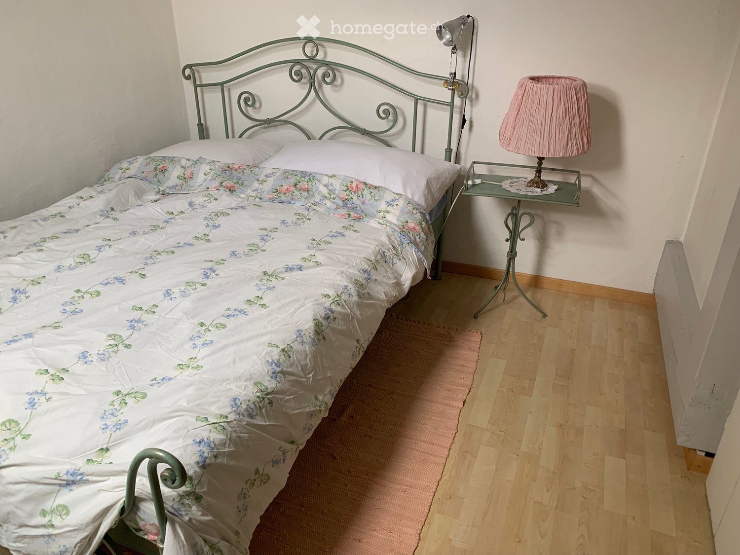 1 room single room
