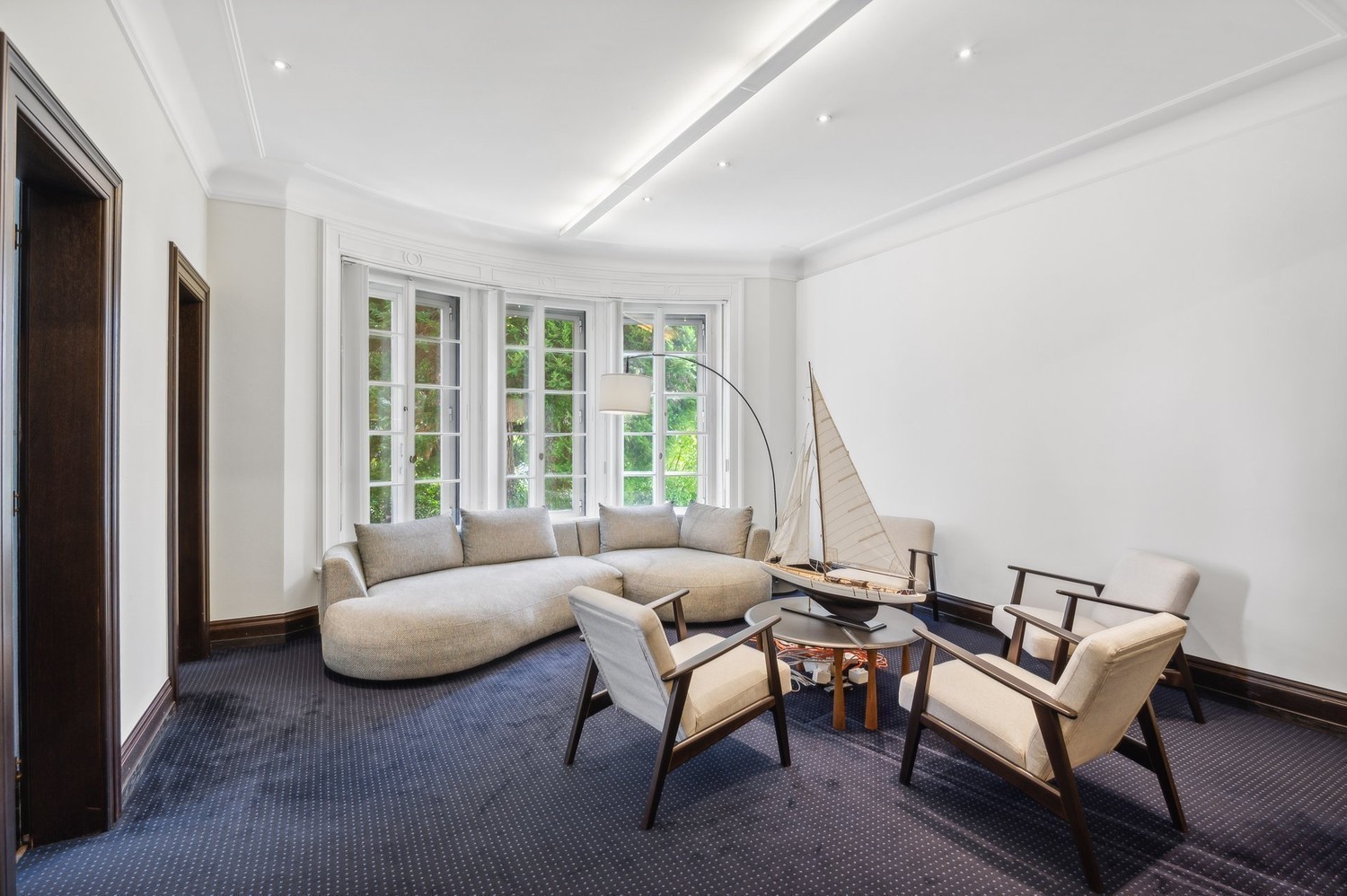 23m² office