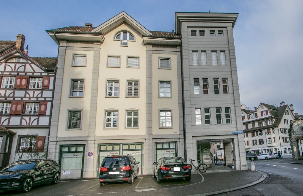 140m² office