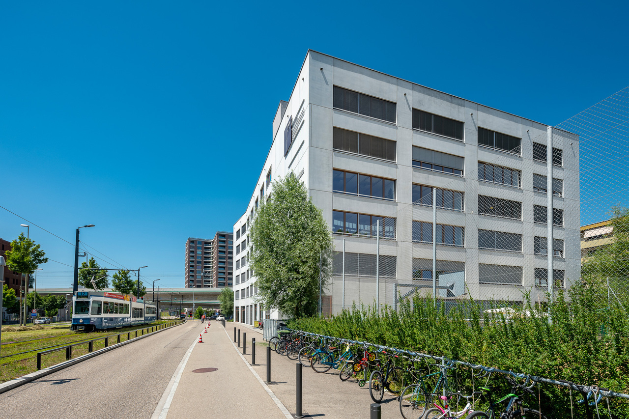 ufficio di 912m²