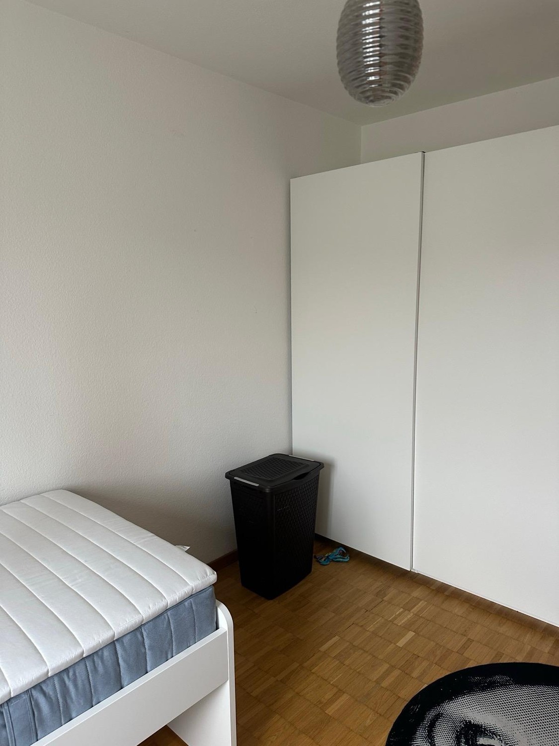 Camera in un appartamento condiviso