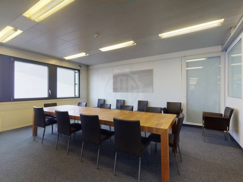 Oggetto industriale di 1610m²