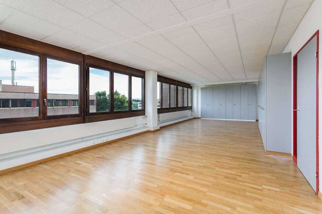 53m² office