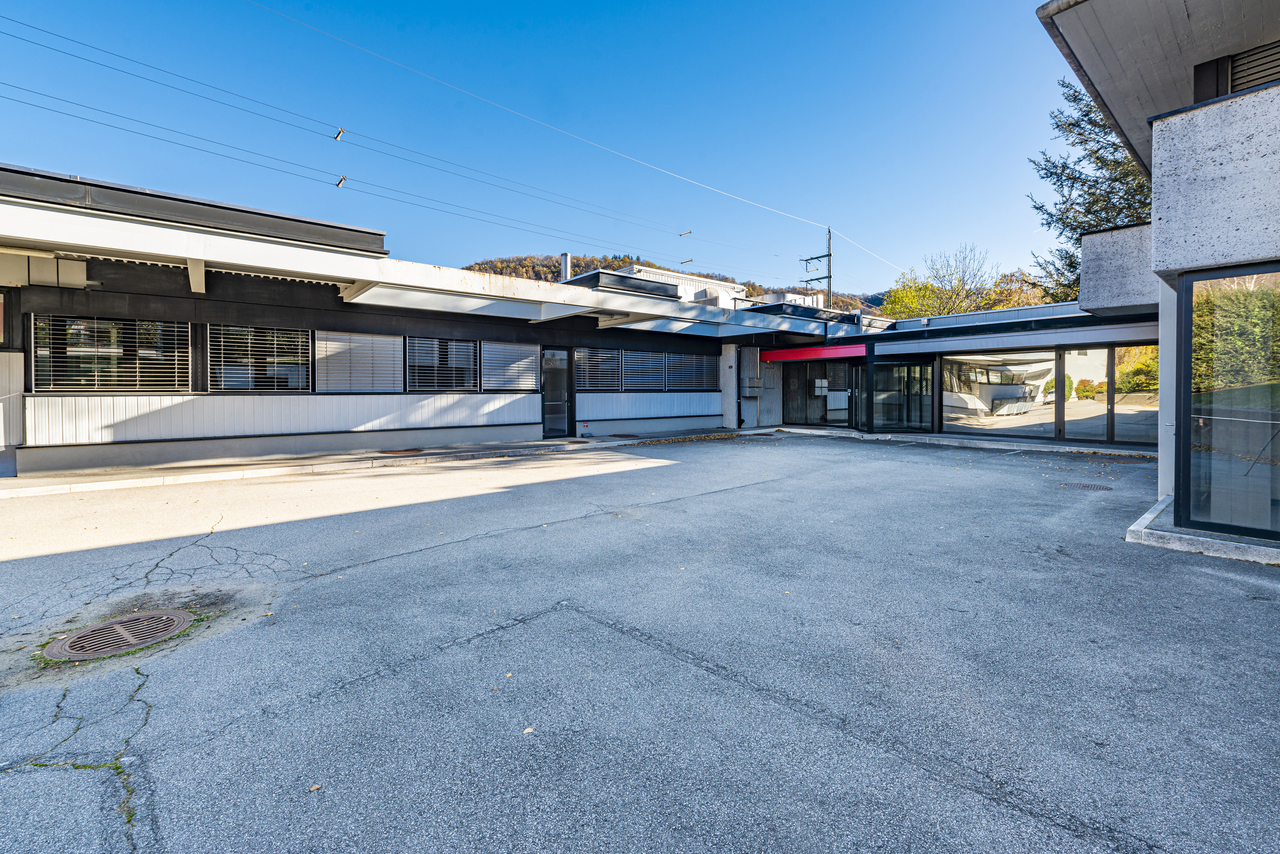 4000m² commerciale
