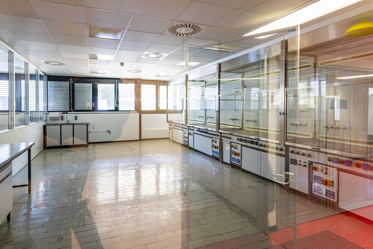 4000m² commerciale
