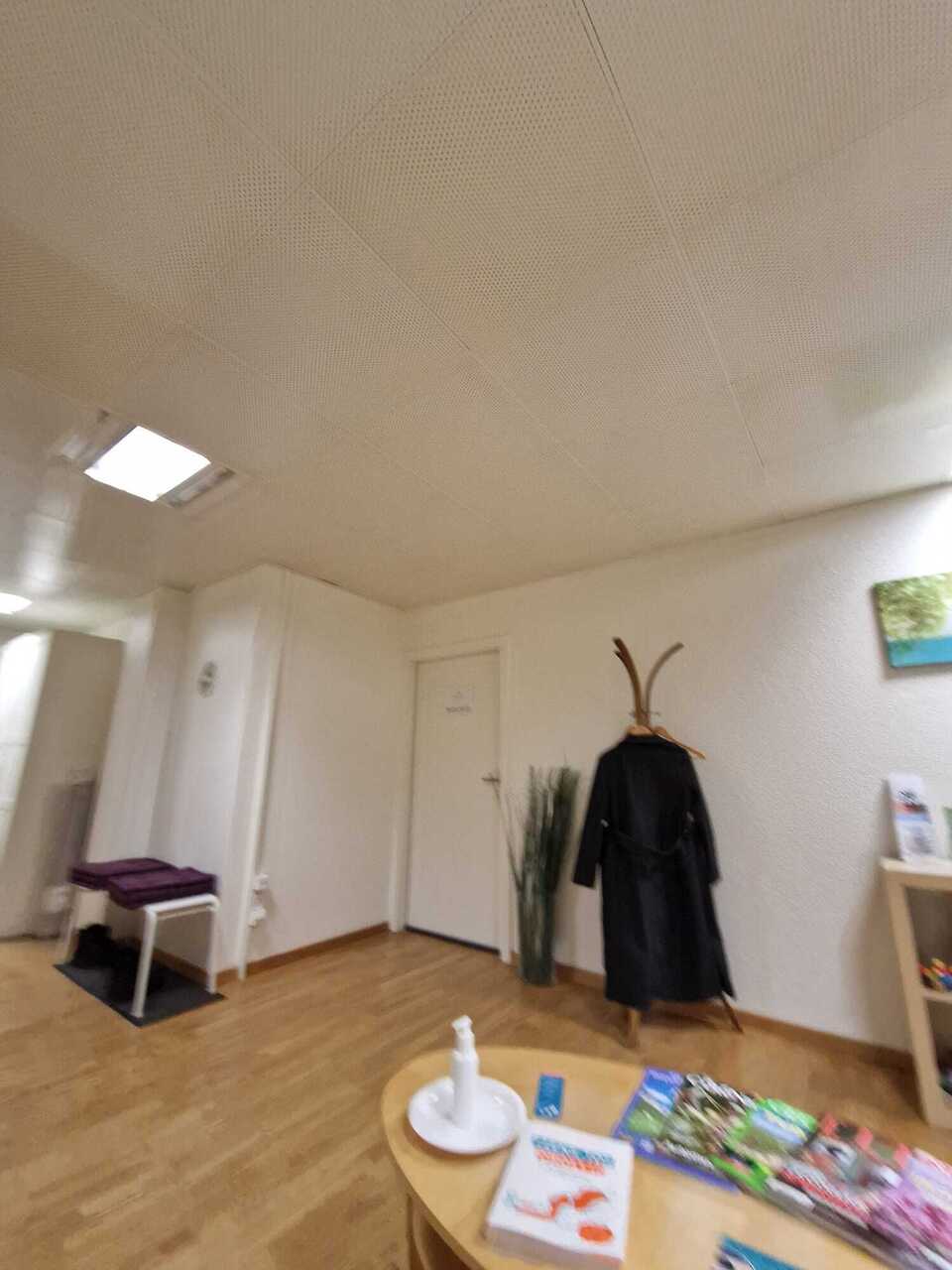 95m² commercial