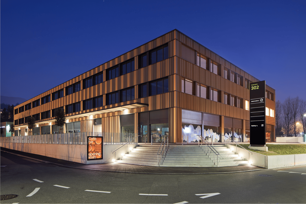 1223m² Büro
