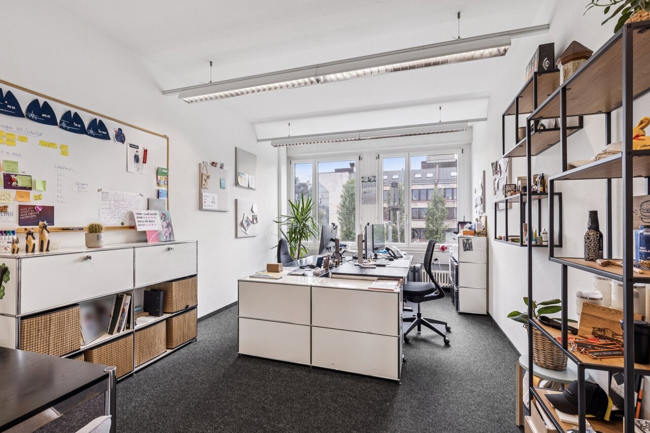1300m² ufficio