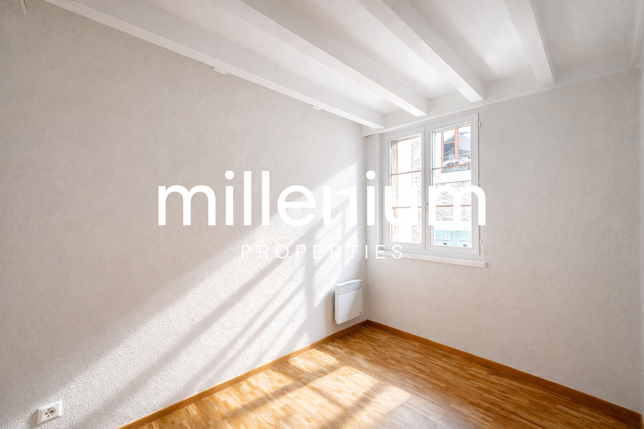 6-Zimmer-Wohnung