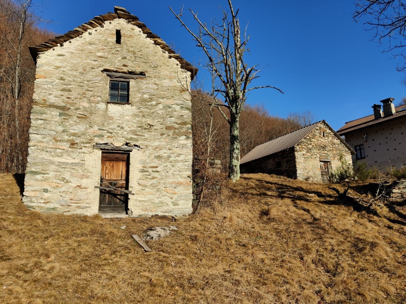 2 rooms single house