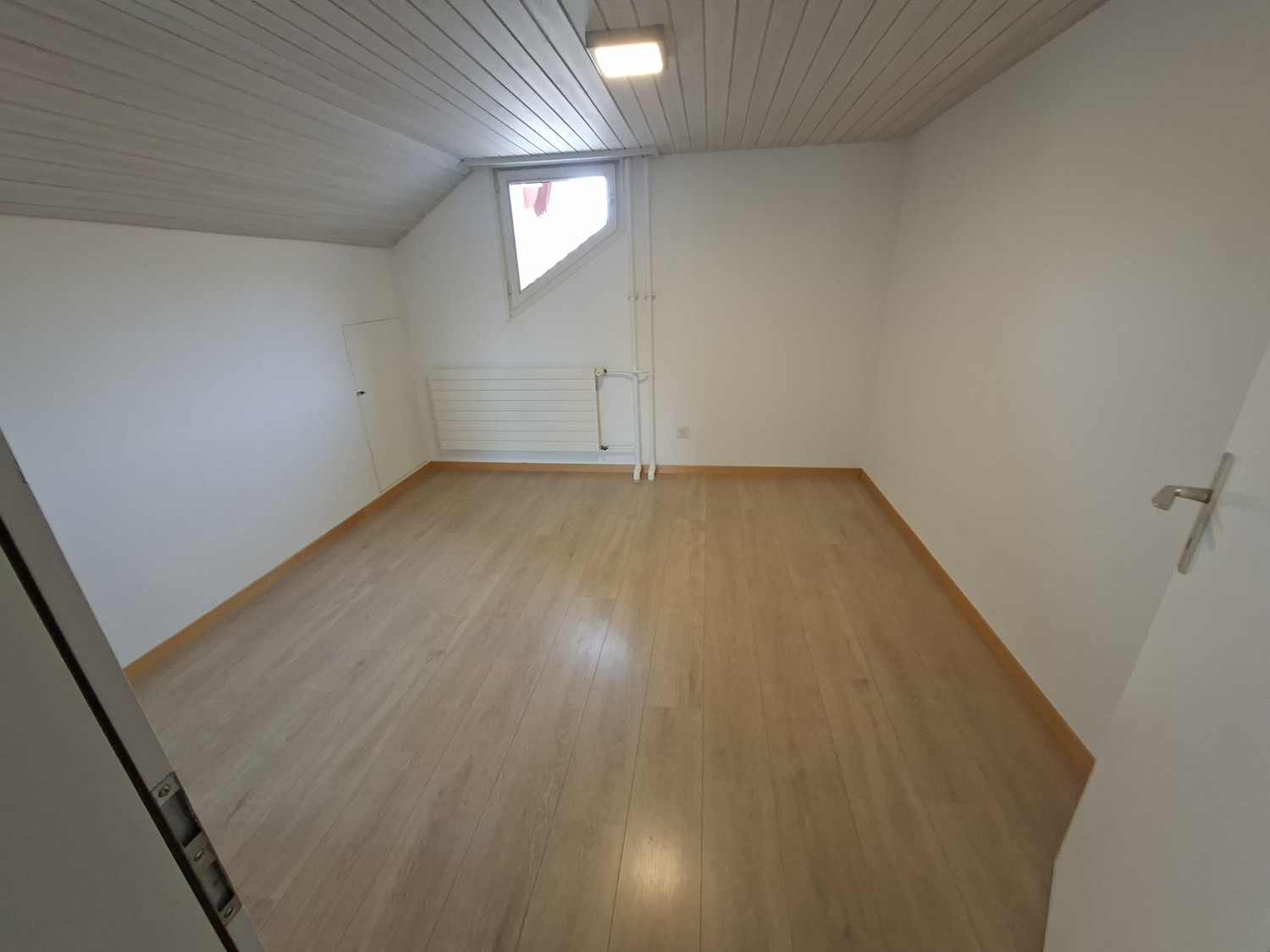 3 rooms roof flat