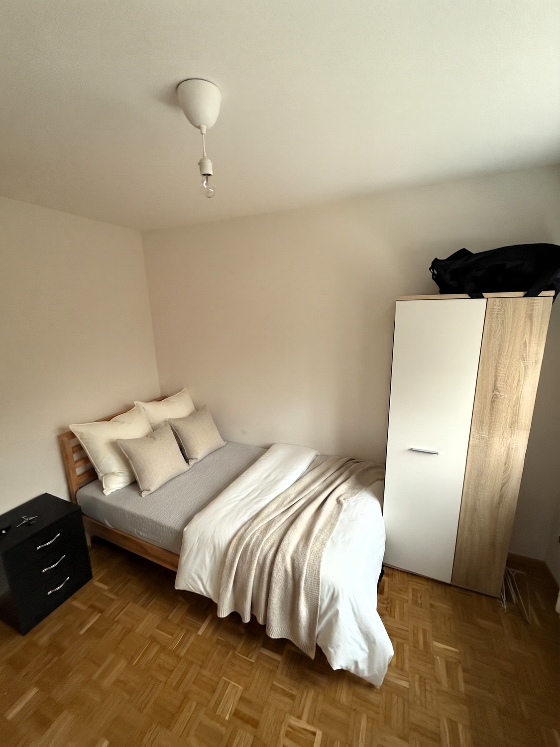 Camera in un appartamento condiviso