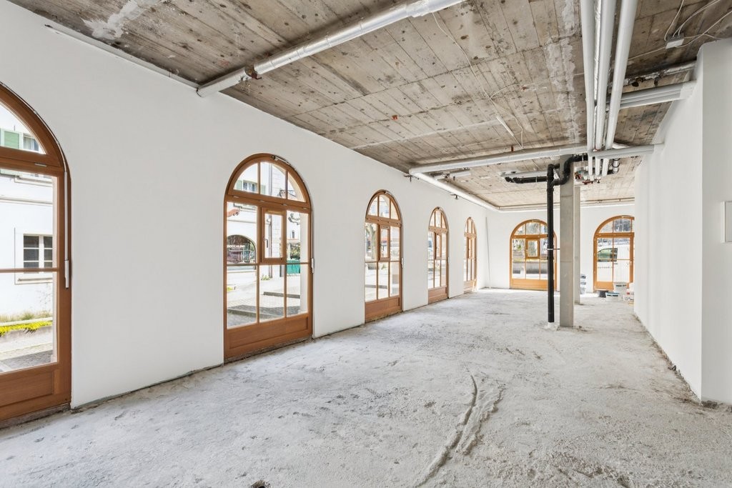 106m² Laden