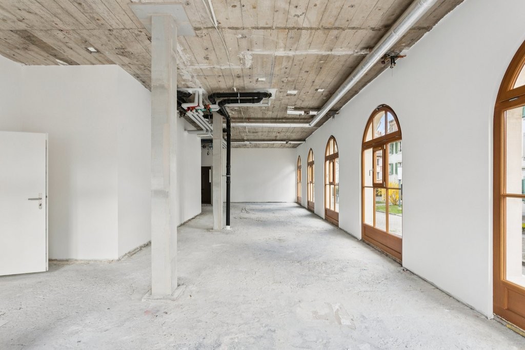 106m² Laden