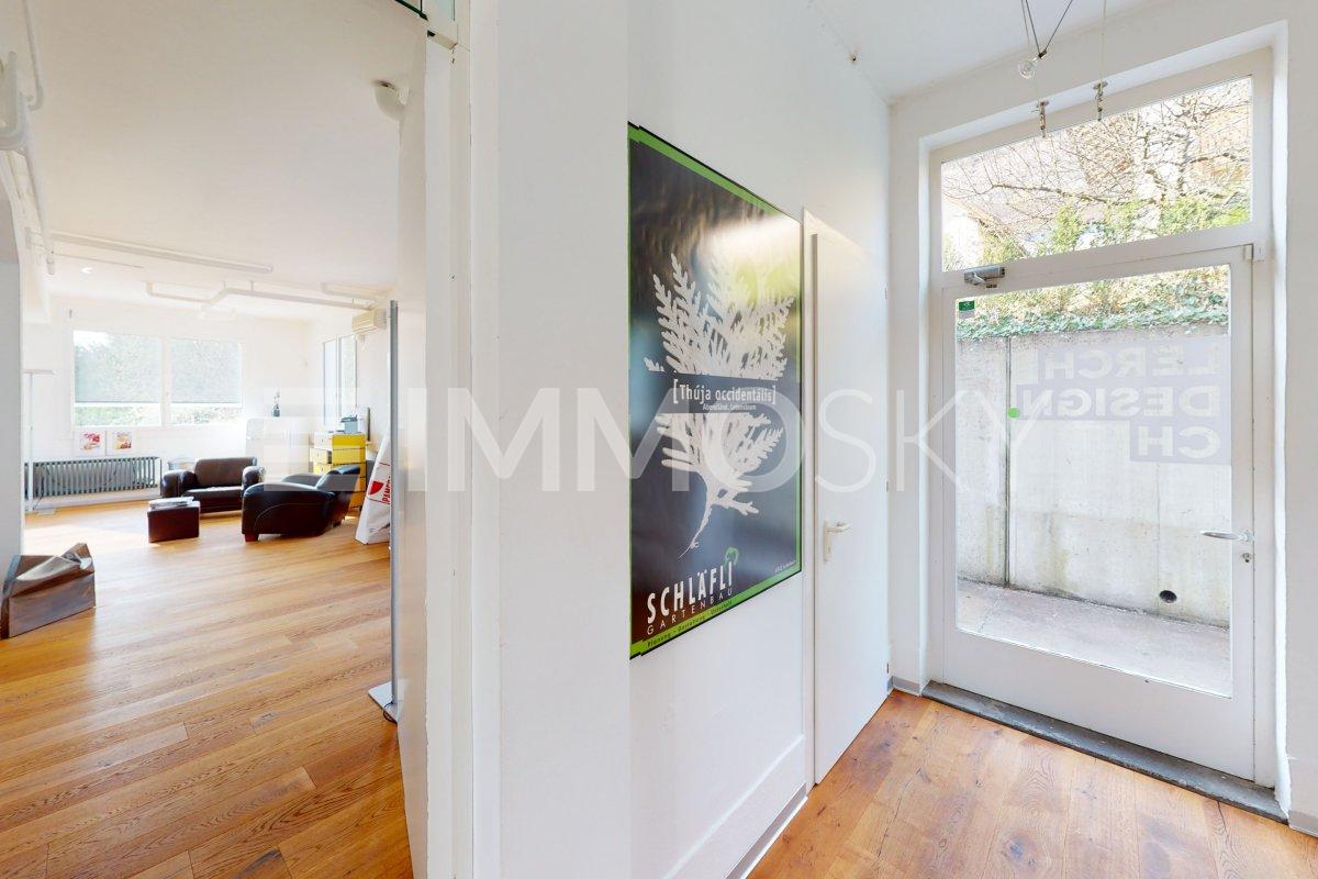 68m² office