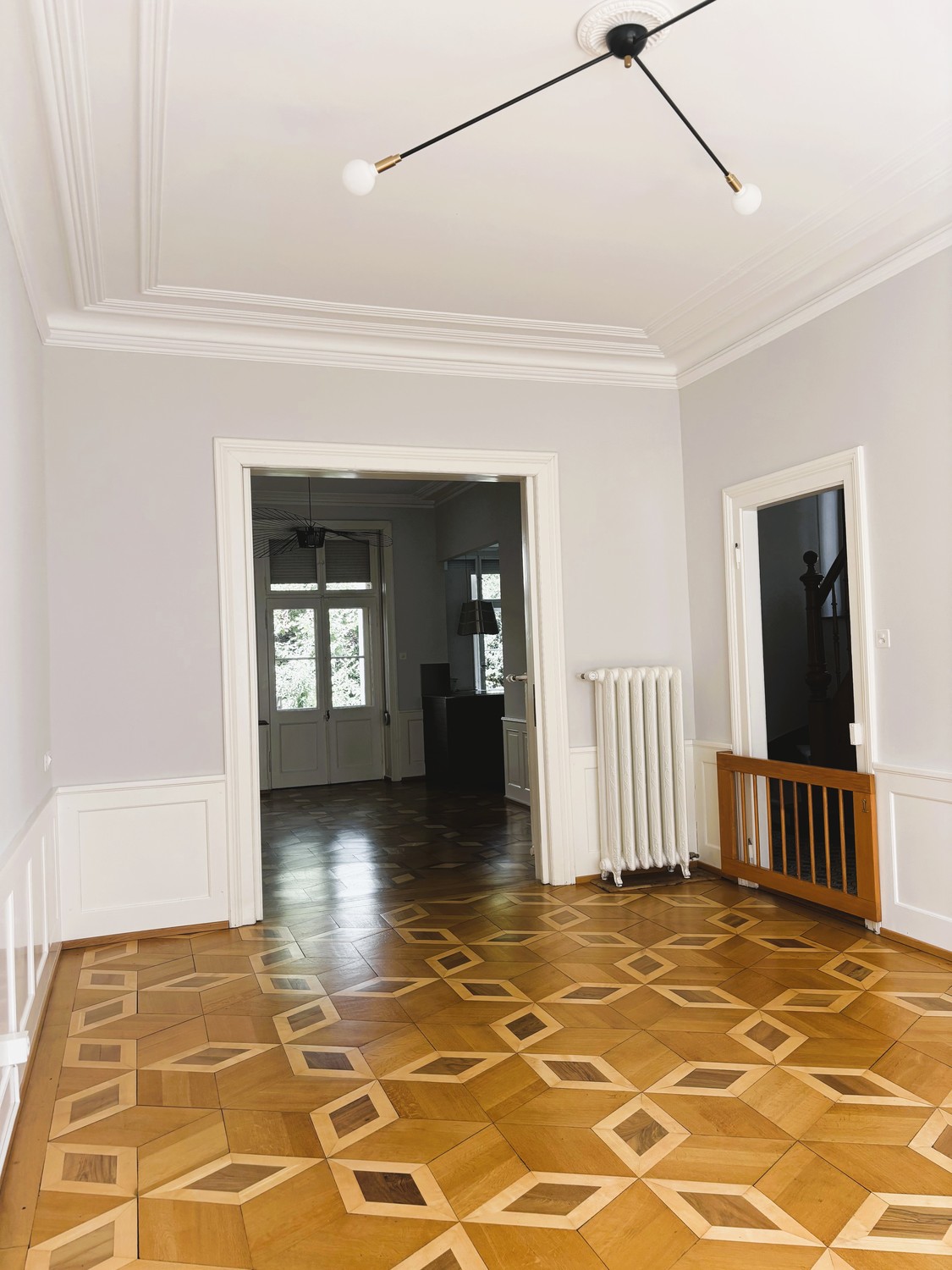10 rooms single house