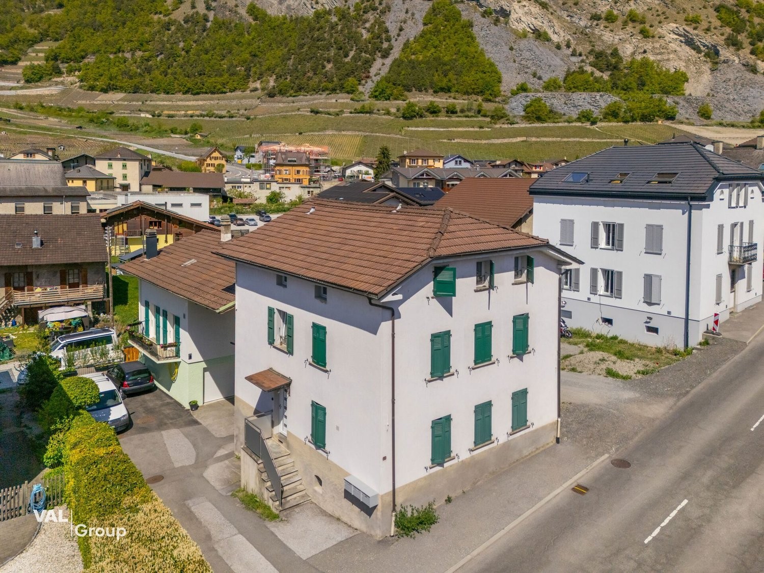 Mehrfamilienhaus