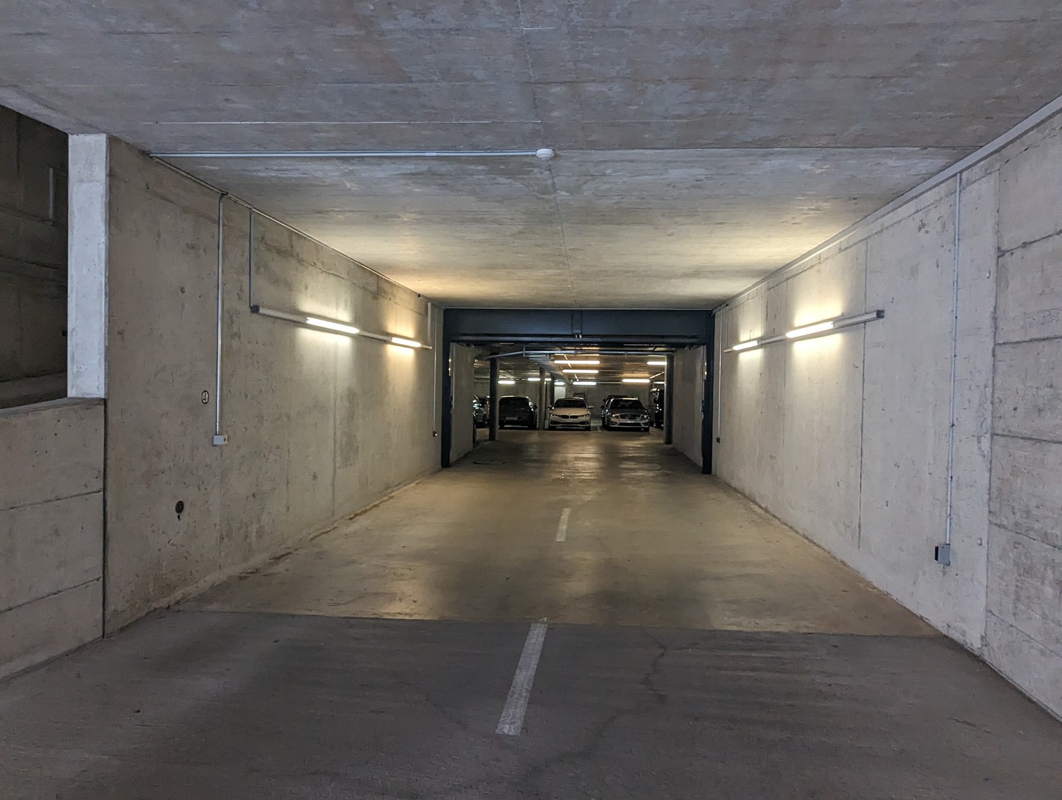 Tiefgaragenplatz