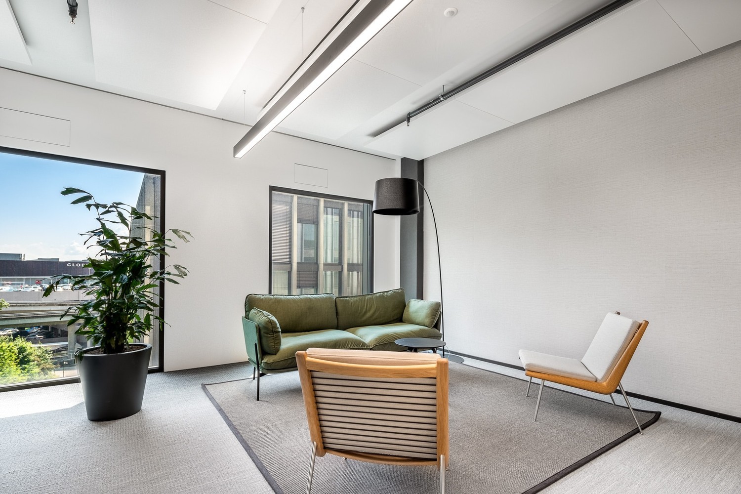 211m² bureau