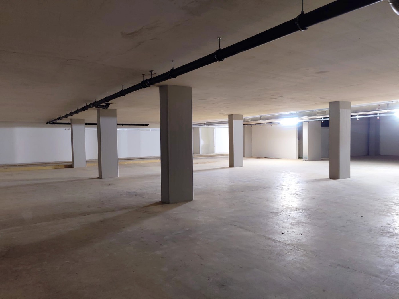 1683-1683m² cellar compartment
